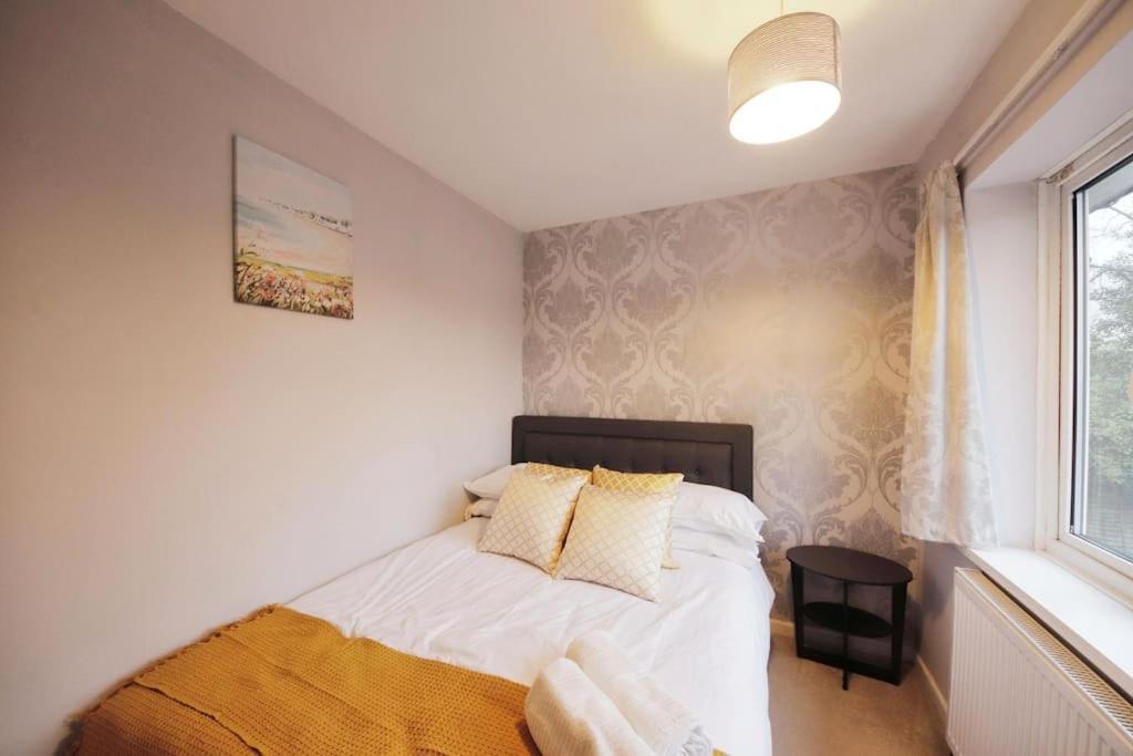 Beautiful Home Close To Town Free Netflix, Wifi سوليهال المظهر الخارجي الصورة